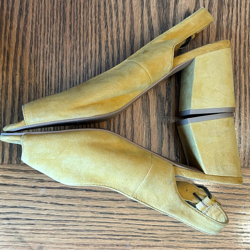 Seychelles Mustard Suede Women's Chunky Heel Peep-Toe Strap Sandals Size 8.5 - Picture 3 of 8